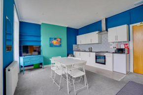 One-Bedroom Apartment: Sleeps 4 Comfortably